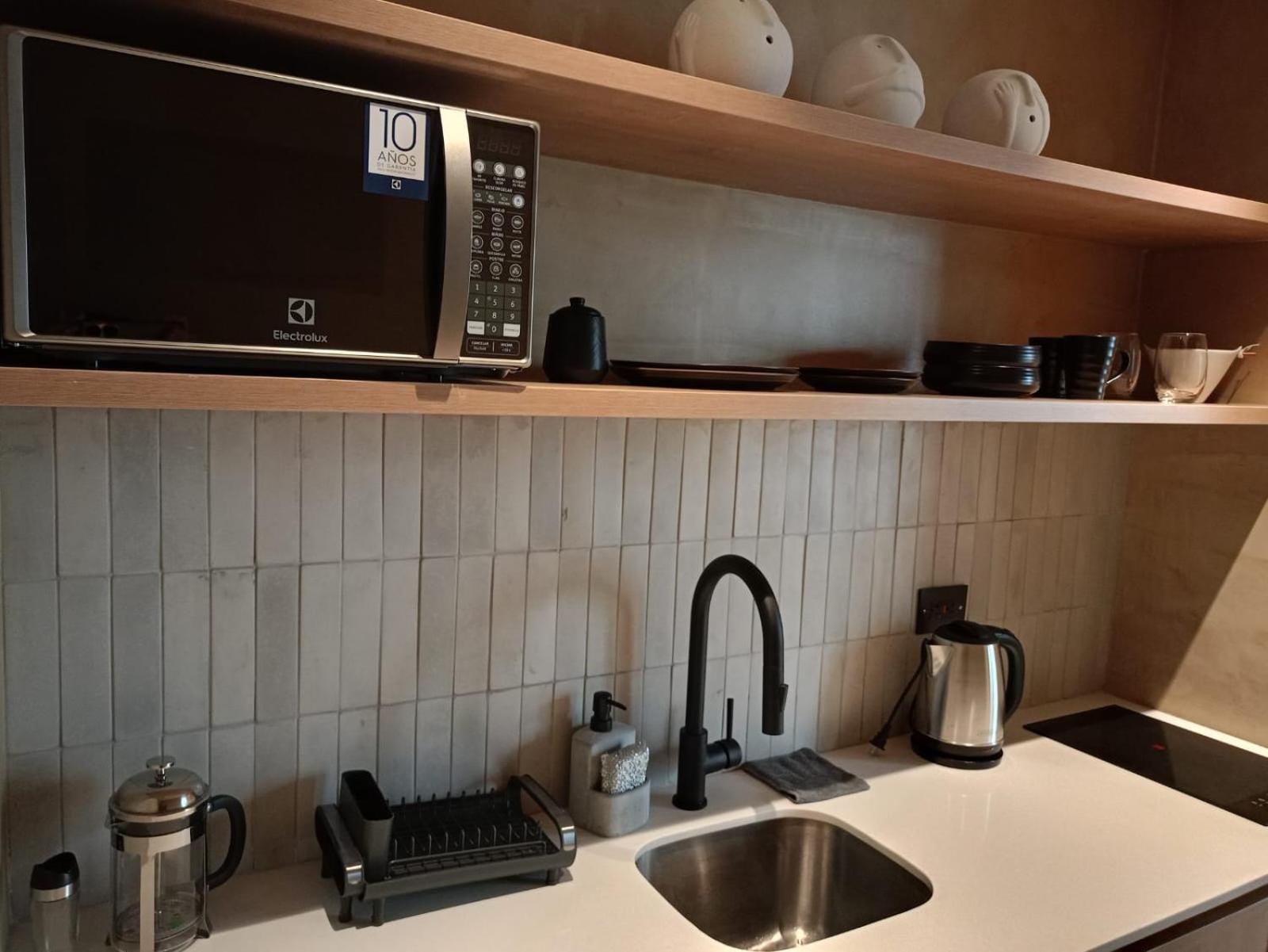 Casa Tokyo Manila By Xcay Home メデジン エクステリア 写真