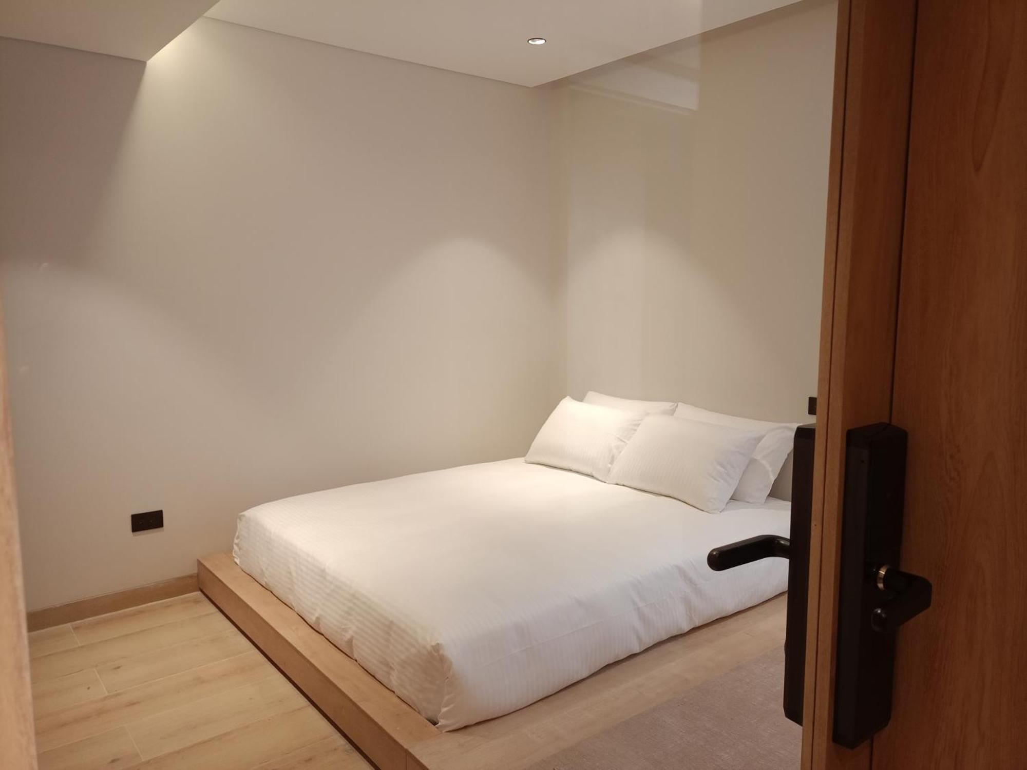 Casa Tokyo Manila By Xcay Home メデジン エクステリア 写真